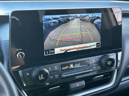 Used 2024 Toyota Grand Highlander FWD image 23