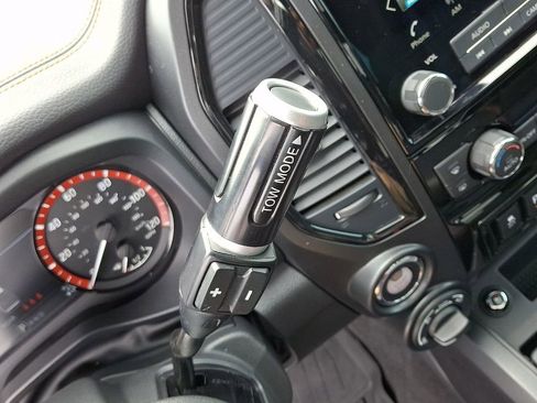 Certified 2024 Nissan Titan PRO-4X w/ Pro-4x Convenience Package AWD/4WD image 15
