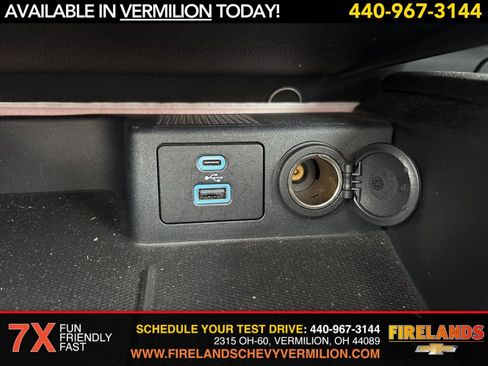Used 2022 Ford Escape SE w/ SE Sport Appearance Package image 20