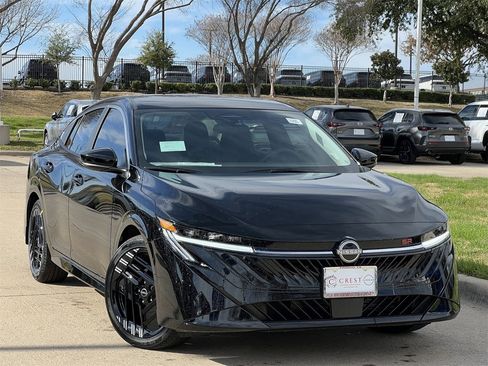 New 2026 Nissan Sentra SR image 2