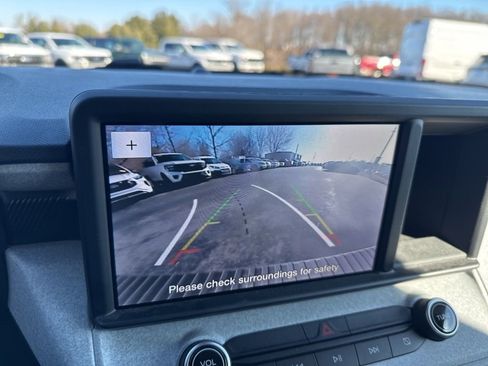 Used 2022 Ford Maverick XLT image 17