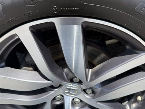 Used 2018 Honda Pilot Elite image 13