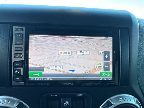 Used 2013 Jeep Wrangler Sahara w/ Dual Top Group image 20