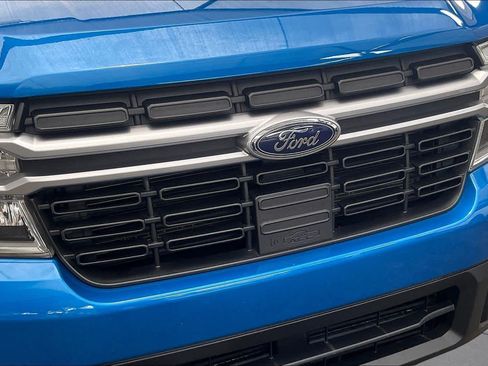 Used 2022 Ford Maverick Lariat w/ Lariat Luxury Package FWD image 30