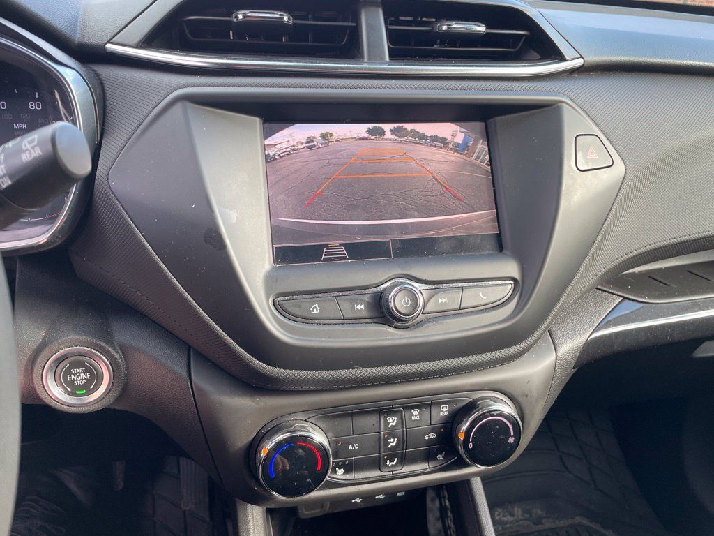 Used 2021 Chevrolet TrailBlazer LT FWD image 23