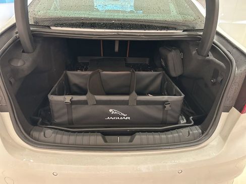 Used 2024 Jaguar XF R-Dynamic SE image 17