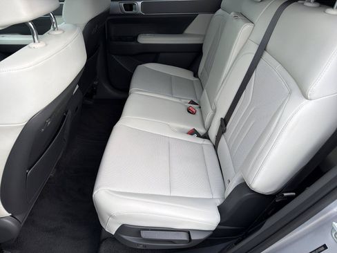 Used 2026 Hyundai Santa Fe SEL FWD image 20