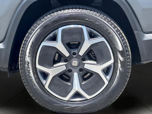 Used 2024 Rivian R1S Adventure AWD/4WD image 26