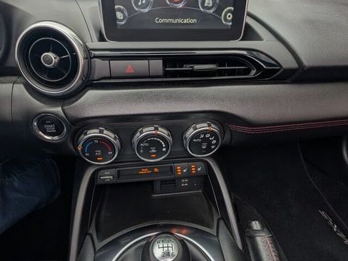 Used 2017 MAZDA MX-5 Miata RF Grand Touring RWD image 13