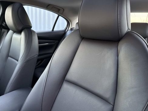 Certified 2025 MAZDA MAZDA3 2.5 Turbo Sedan w/Premium Plus image 29