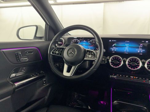 Used 2023 Mercedes-Benz GLA 250 image 28