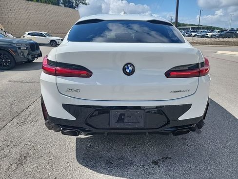 Certified 2025 BMW X4 xDrive30i w/ M Sport Package AWD/4WD image 8