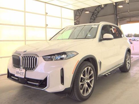 Used 2026 BMW X5 xDrive40i AWD/4WD image 1