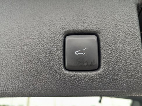 Used 2023 Ford Escape ST-Line Elite image 14