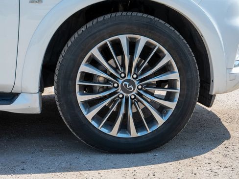 Used 2018 INFINITI QX80 4WD w/ Deluxe Technology Package image 5