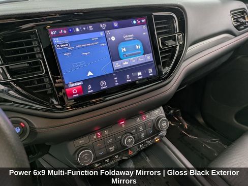 Used 2025 Dodge Durango GT AWD/4WD image 14