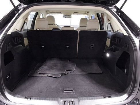 Used 2024 Ford Edge SEL image 21