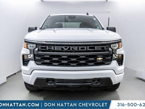 Used 2022 Chevrolet Silverado 1500 Custom image 36