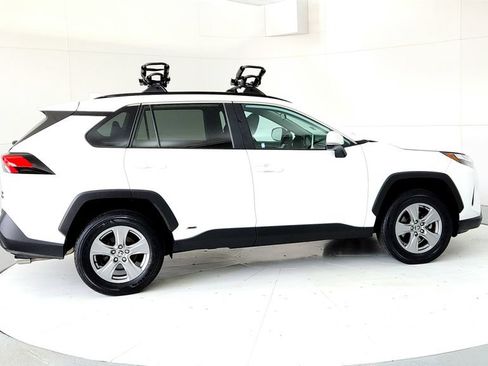 Used 2024 Toyota RAV4 XLE AWD/4WD image 6