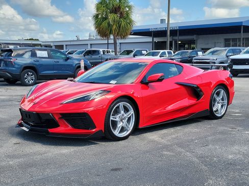 Used 2021 Chevrolet Corvette Stingray Coupe w/ 1LT RWD image 7