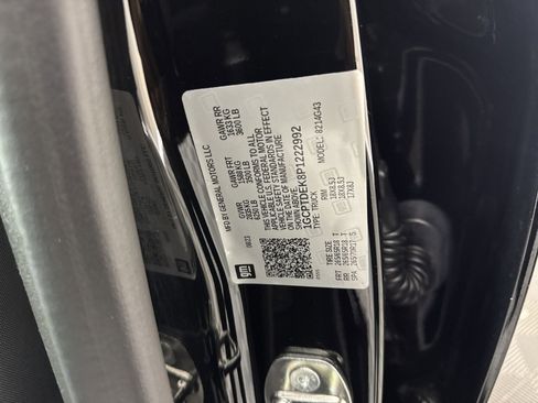 Used 2023 Chevrolet Colorado Z71 w/ Z71 Convenience Package 2 image 29