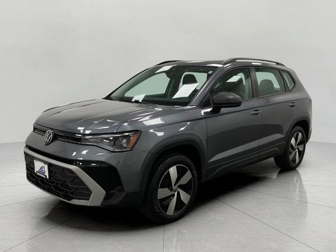 Used 2025 Volkswagen Taos S AWD/4WD image 9