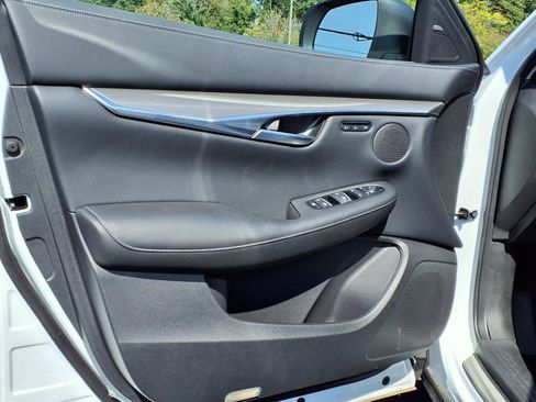 Used 2024 INFINITI QX50 Luxe w/ Cargo Package FWD image 4
