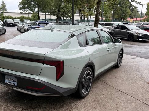 Used 2025 Kia K4 EX FWD image 4