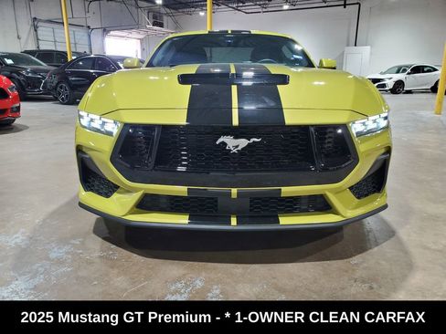 Used 2025 Ford Mustang GT Premium RWD image 2