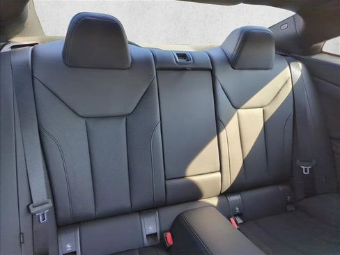 Used 2024 BMW 430i Coupe w/ Premium Package image 21