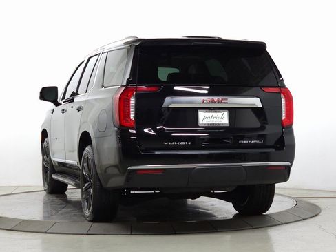 Used 2023 GMC Yukon Denali w/ Advanced Technology Package image 6