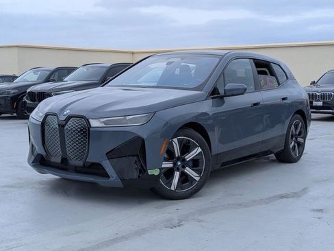 Used 2023 BMW iX xDrive50 w/ Premium Package image 1