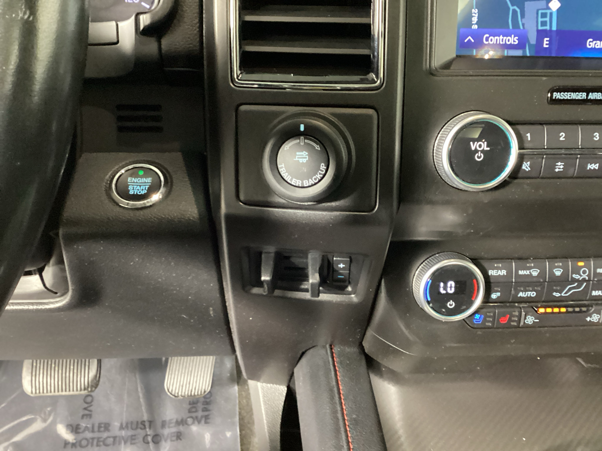 Used 2021 Ford Expedition Max Limited AWD/4WD image 27