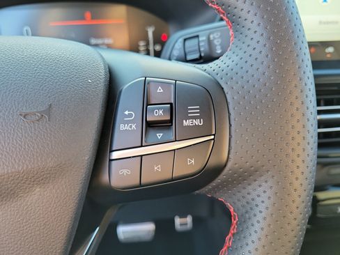 Used 2023 Ford Escape ST-Line w/ Tech Pack #1 FWD image 19