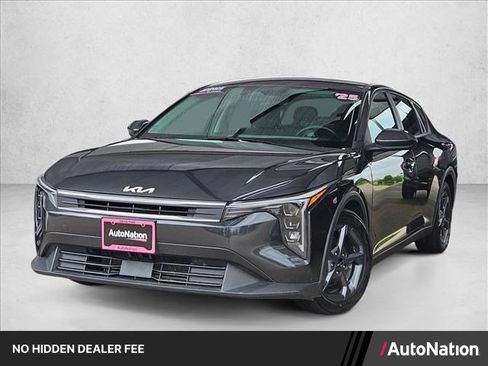 Used 2025 Kia K4 FWD image 1