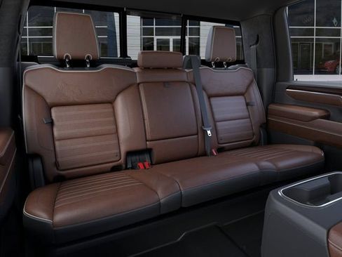 New 2026 GMC Sierra 2500 Denali Ultimate AWD/4WD image 17