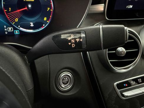 Used 2023 Mercedes-Benz GLC 300 4MATIC Coupe image 16