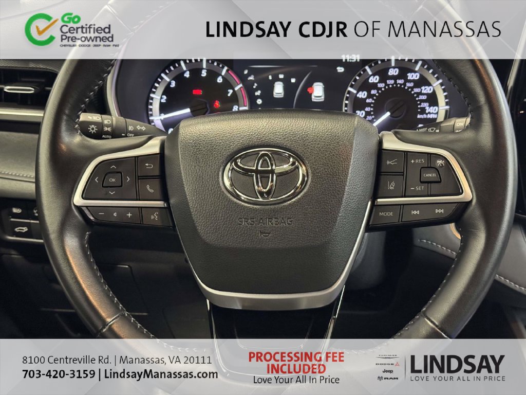Used 2024 Toyota Highlander XSE FWD image 24