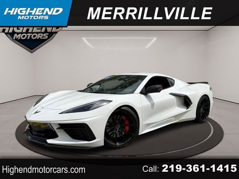 Used 2021 Chevrolet Corvette Stingray Coupe w/ Z51 Performance Package RWD image 1