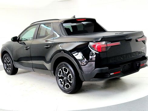 Used 2022 Hyundai Santa Cruz SEL Premium image 4