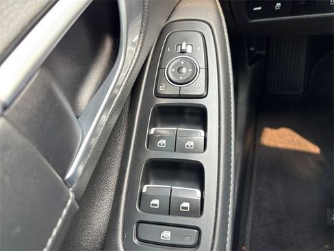 Used 2020 Hyundai Sonata Limited image 18