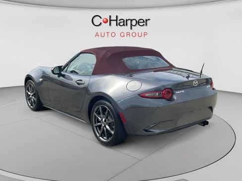 Used 2018 MAZDA MX-5 Miata Grand Touring RWD image 5