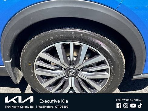 Used 2023 Nissan Kicks SV FWD image 7