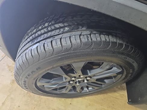 Used 2019 Chevrolet Traverse RS image 14