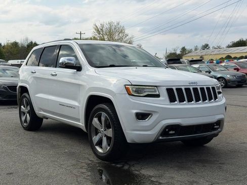 Used 2016 Jeep Grand Cherokee Overland w/ Advanced Technology Group image 7