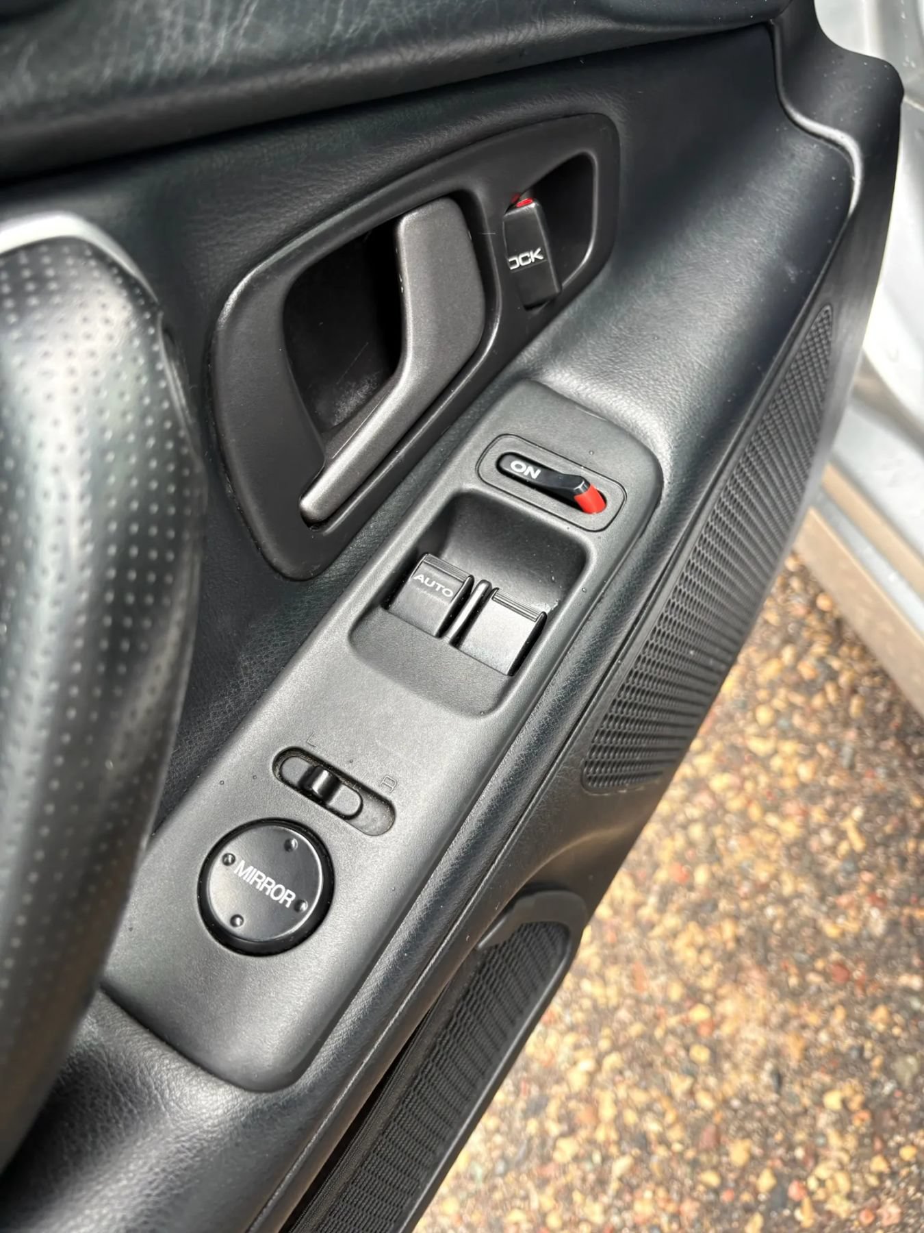 Used 2003 Honda S2000 image 12