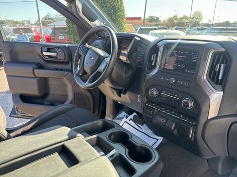 Used 2023 Chevrolet Silverado 1500 Custom Trail Boss w/ LPO, Dark Essentials Package image 13