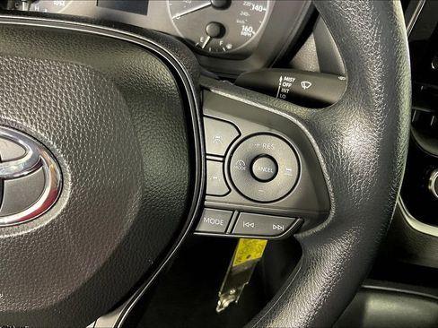 Used 2024 Toyota Corolla LE image 27