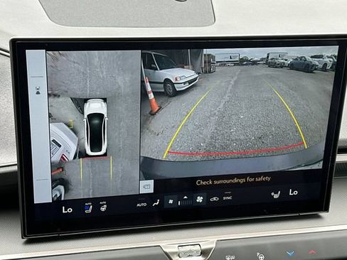 New 2026 Lexus ES 350e FWD image 16