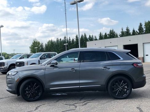 Used 2022 Lincoln Nautilus Reserve w/ Monochromatic Package image 25